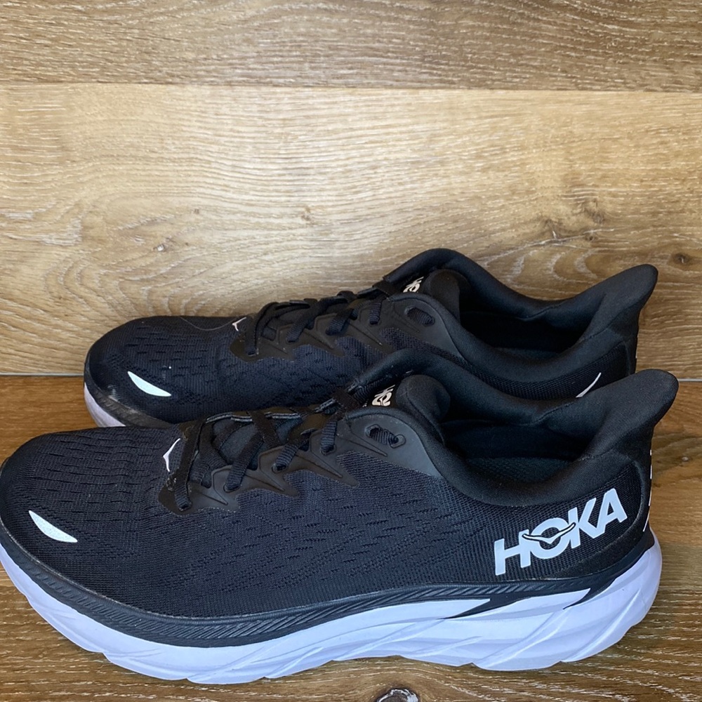 Hoka One One Clifton 8 Size 10D